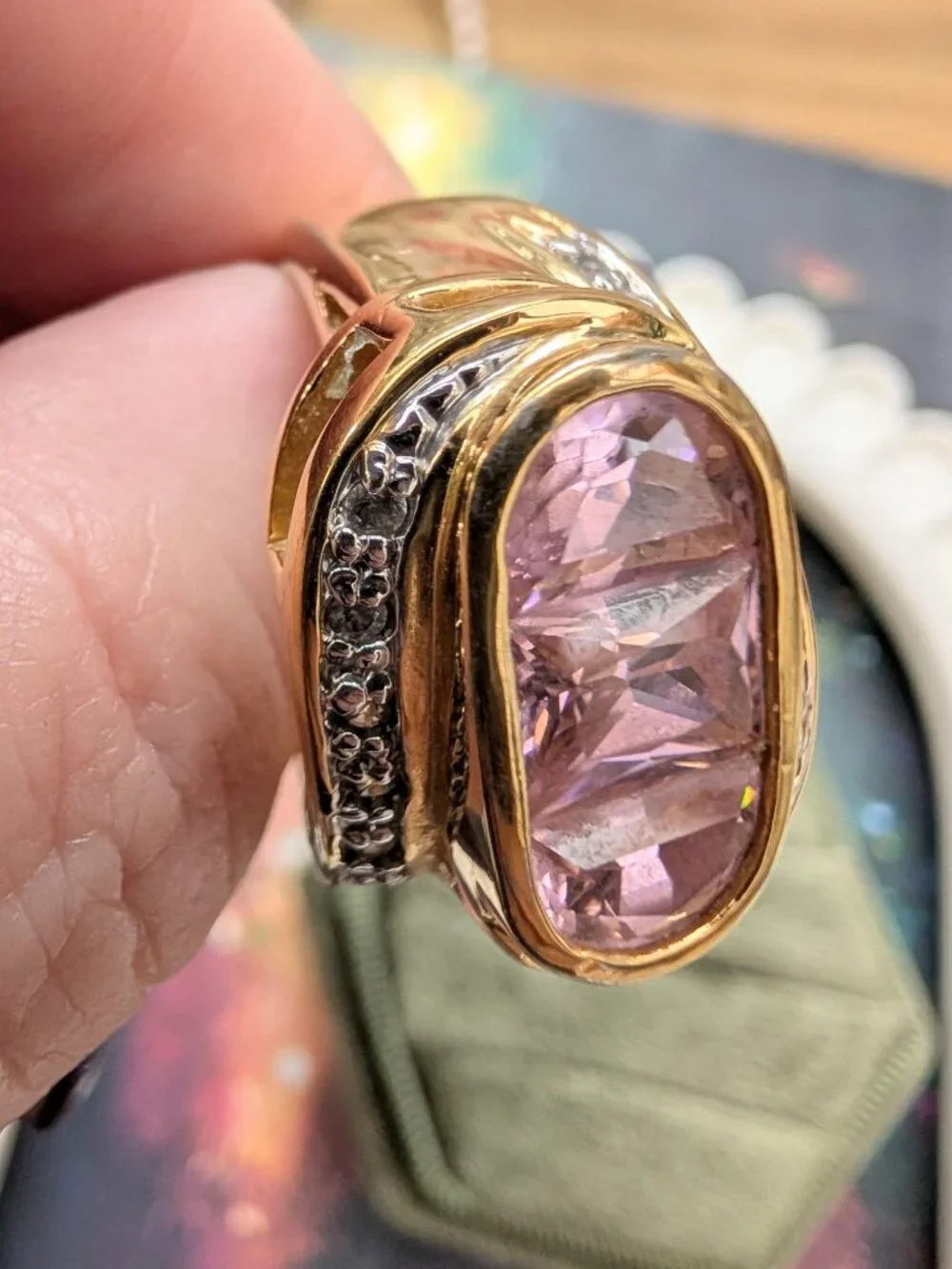 vintage item id